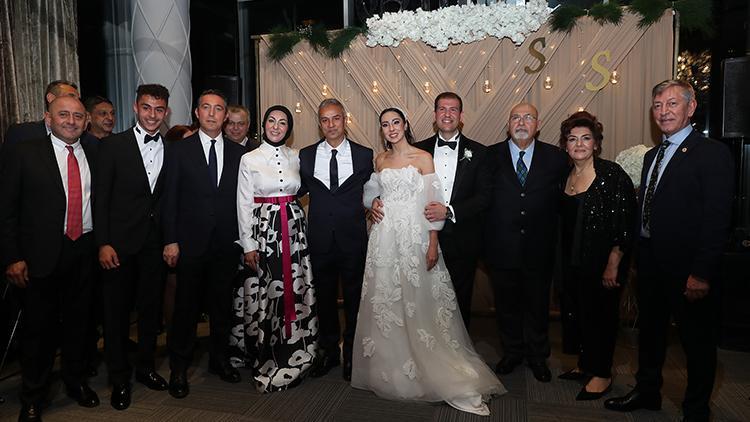 Fenerbahçe camiası, İsmail Kartalın kızının düğününde bir araya geldi