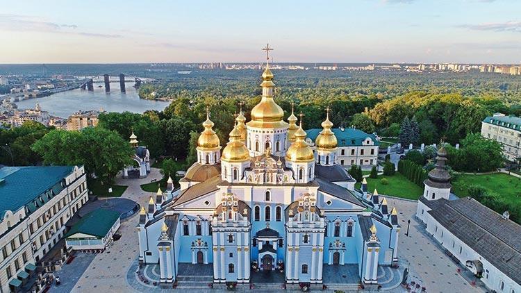 Savaşın içinde savaş: Moskova, Fener Kilisesine karşı