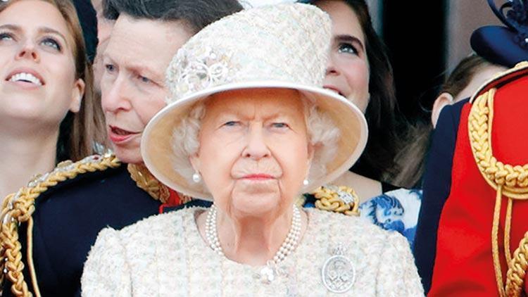 İngiltere’de büyük tedirginlik: Kraliçe’nin muhafızı Rusya ile savaş çıkartırsa