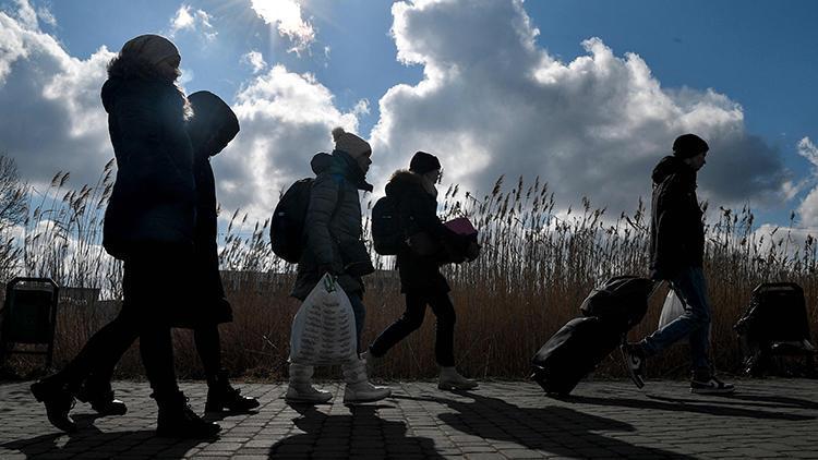 Ukraynalılara İngiltere sınırında vize eziyeti... ‘Bize tuvaletteki sudan daha kötü davrandılar’