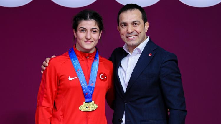Elvira Kamaloğlu Avrupa şampiyonu oldu