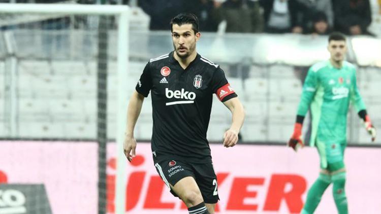 Beşiktaş-Hatayaspor maçında Necip Uysal sakatlandı