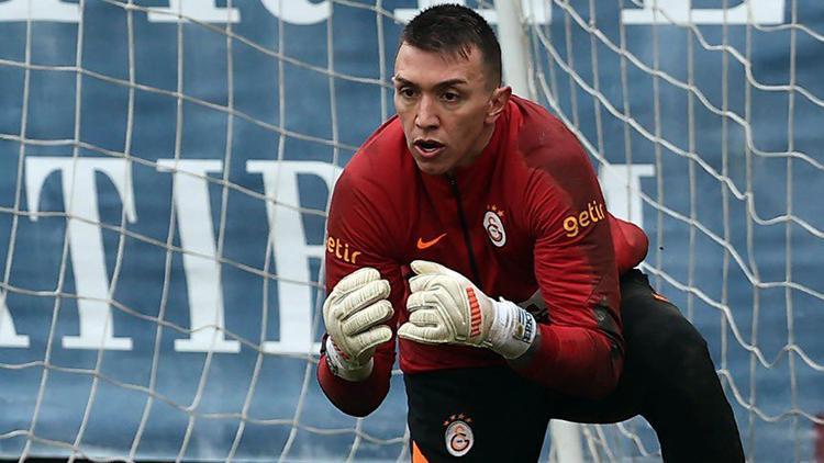 Galatasarayda Torrentten Muslera sürprizi İki maçtaki gelir dudak uçuklattı...