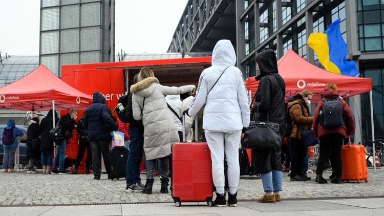 Almanya, insan tacirlerine karşı önlemleri artırıyor