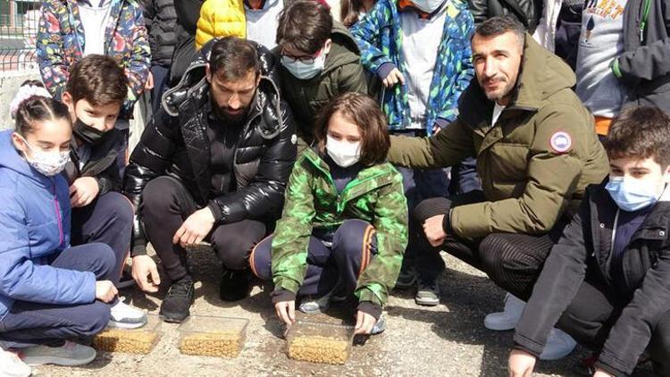 Mehmet Topal ile Şener Özbayraklı’dan sokak hayvanlarına büyük destek