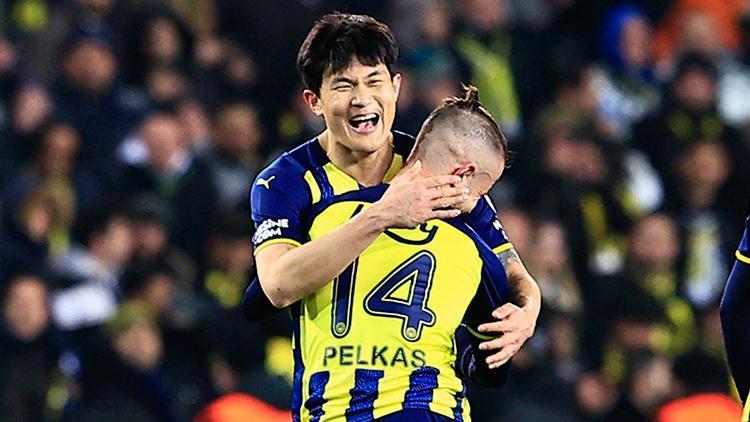 Fenerbahçenin milli gururu Tam 12 futbolcu gönderildi