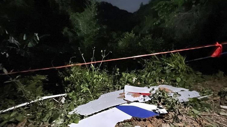 132 kişiye mezar olmuştu... Çin uçağının kara kutusu bulundu