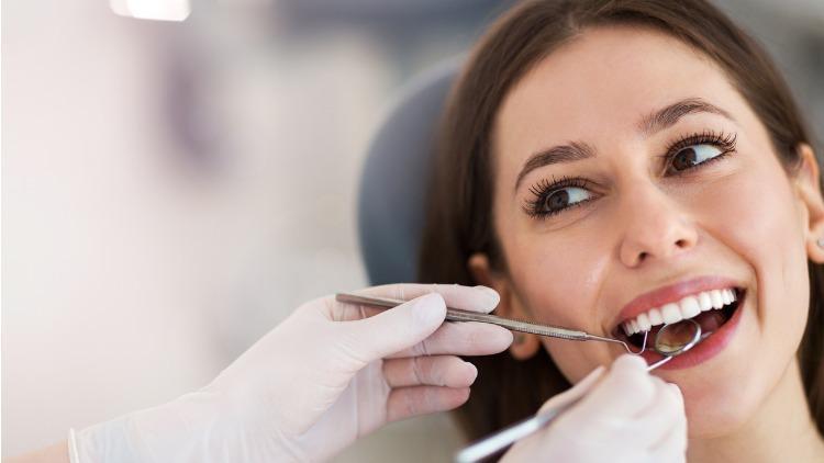 Oruçluyken diş tedavisi yapılır mı, diş çektimek orucu bozar mı Diyanet bilgisi