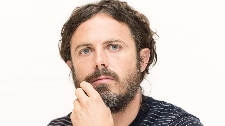 Casey Affleck: 40’tan sonra evlenmek gerek