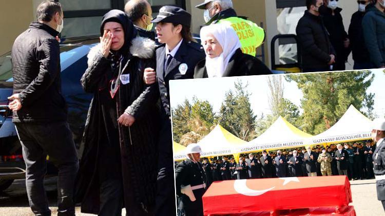 Kazada ikizlere hamile eşiyle yaşamını yitiren polis memuru için tören