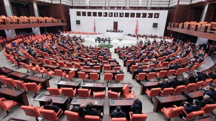 AK Partili Yazıcı: Oy pusulalarına görme engelliler için şablon uygulaması yapılacak