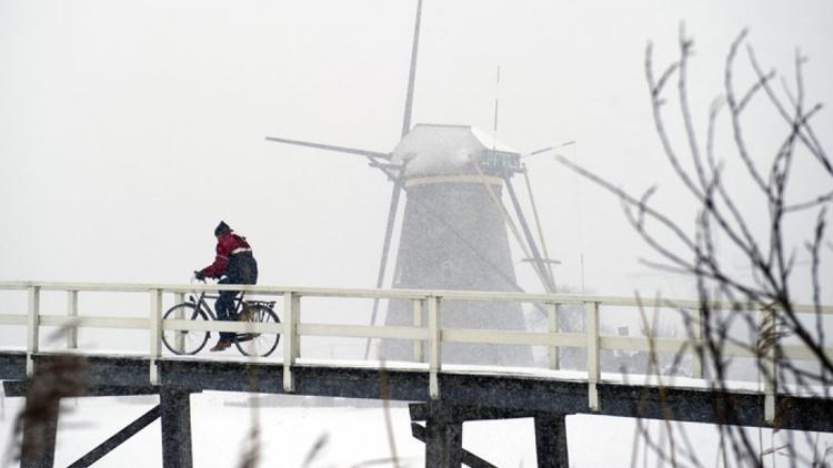 Hollanda’da sarı kodlu kar alarmı