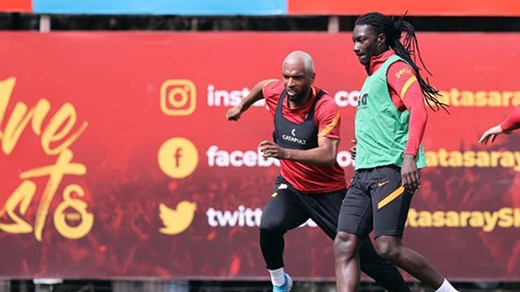 Galatasarayda Fatih Karagümrük hazırlıkları tamam Sofiane Feghouli, Mostafa Mohamed ve Sacha Boey...