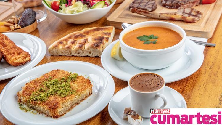 Fasıl, şerbet, pide, hurma... Bu ay buluşmalar iftar sofralarında