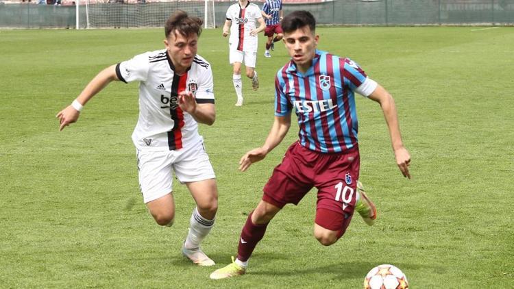 U19 derbisinde Trabzonspor Beşiktaşı farklı geçti