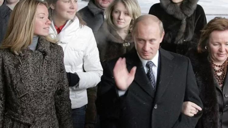 Putinin yaptırım uygulanan kızları hakkında neler biliniyor