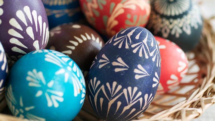 Paskalyada neden yumurta boyanır Paskalya yumurtasının hikayesi