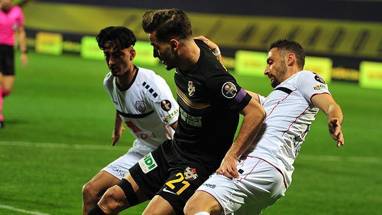 4 gollü maçta Eyüpspor ile Altınordu yenişemedi