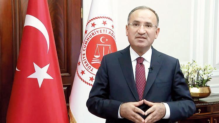 Bakan Bozdağ koronavirüse yakalandı