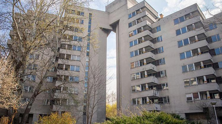 Varşova Belediyesi, Rus diplomatların kullandığı yerleşkeye el koydu