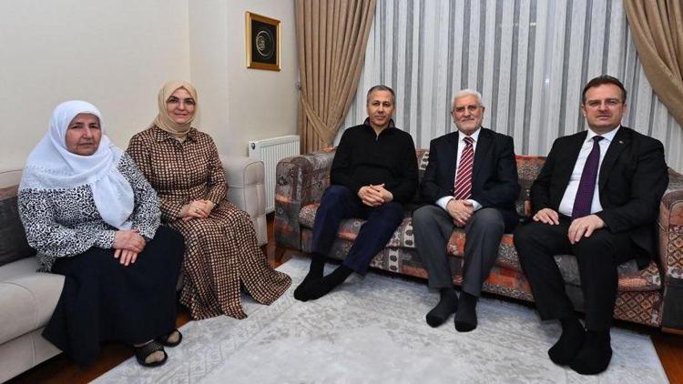 İstanbul Valisi Yerlikaya, Şehit Savcı Kirazın ailesi ile iftar yaptı