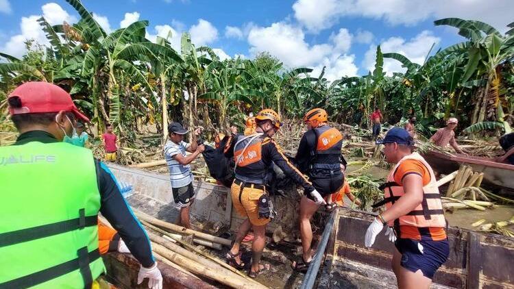 Megi tropik fırtınası yerle bir etti Filipinler’de 167 kişi hayatını kaybetti