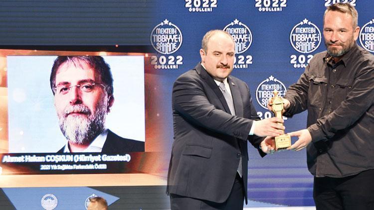 Sağlıkta Farkındalık Ödülü Ahmet Hakan’a