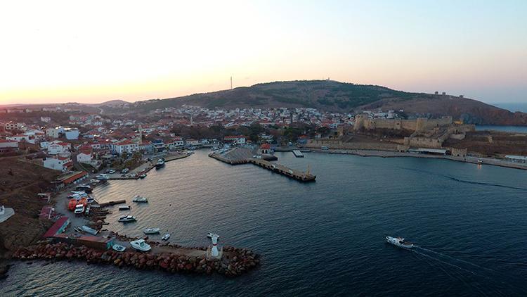 Bozcaada’ya yarınki bazı feribot seferleri iptal edildi