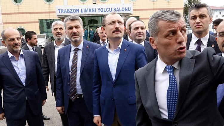 Bakan Muş Trabzonda ziyaretlerde bulundu