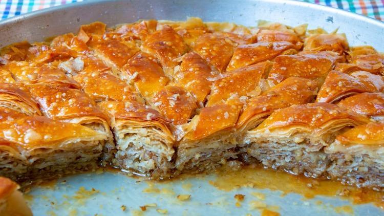 Ev baklavası nasıl yapılır? Ev yapımı baklava tarifi ve püf noktaları