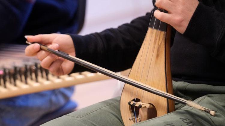 Göçmen müzisyenlere sertifikalı ücretsiz eğitim