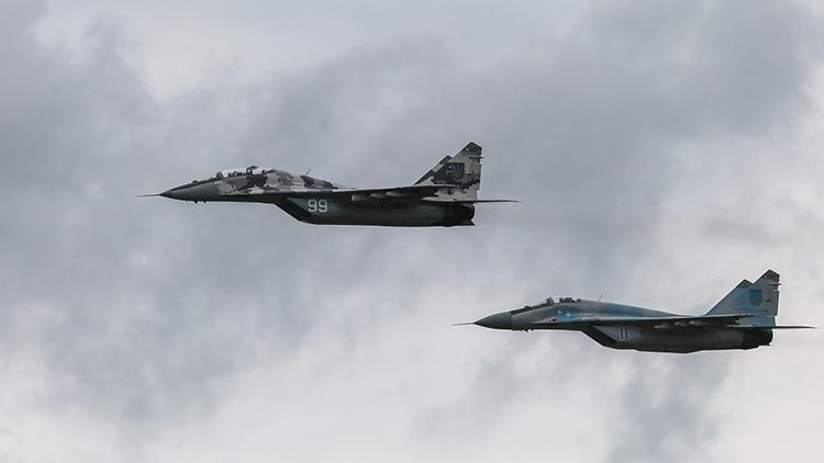 Rusya açıkladı: Ukraynaya ait MIG-29 savaş uçağı düşürüldü