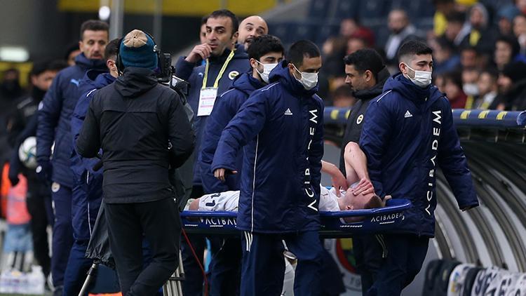 Fenerbahçenin Shakhtar ile oynadığı maçta iki oyuncu birden sakatlandı