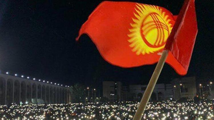 Kırgızistan Dışişleri Bakanı Kazakbayev görevden alındı