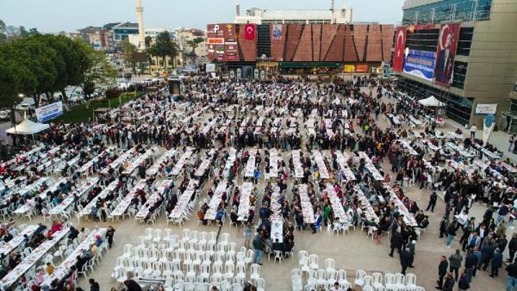 Biga Belediyesi iftar verdi