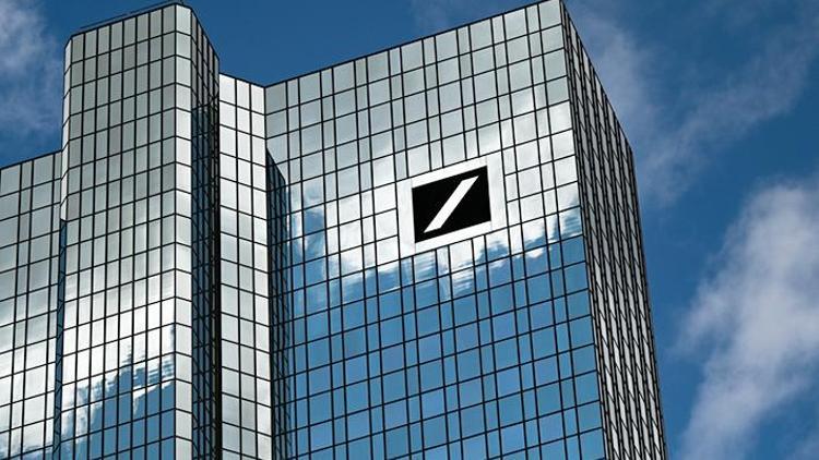 Para aklama şüphesiyle Deutsche Bank’a baskın