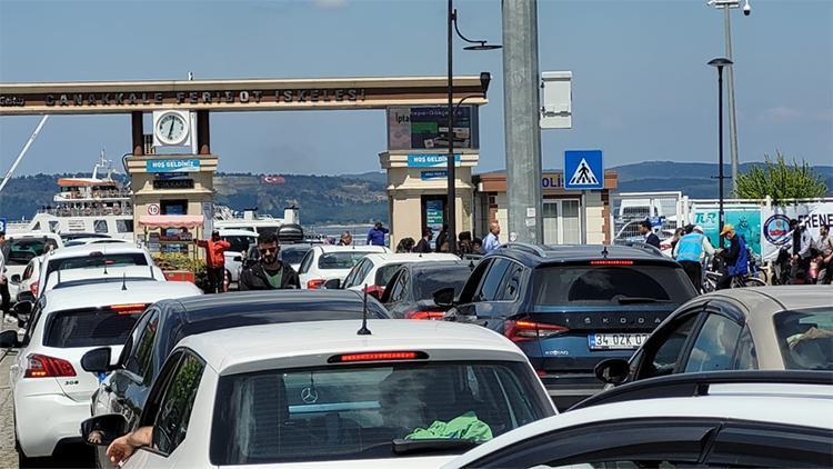 Çanakkalede tatilcilerin dönüş yoğunluğu