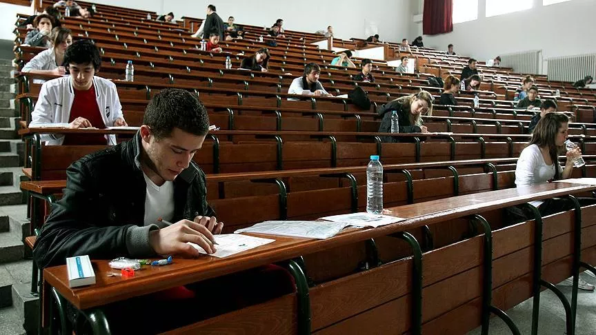 Üniversiteler ne zaman kapanıyor İşte bahar dönemi bitiş tarihi