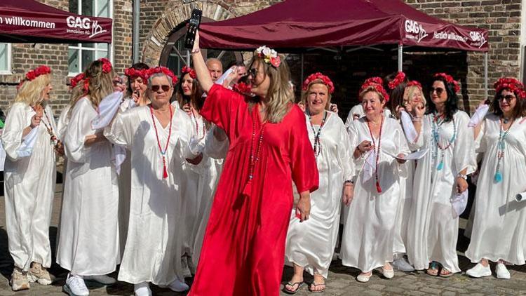 Köln, ‘Hıdırellez Festivali’yle yaza merhaba dedi