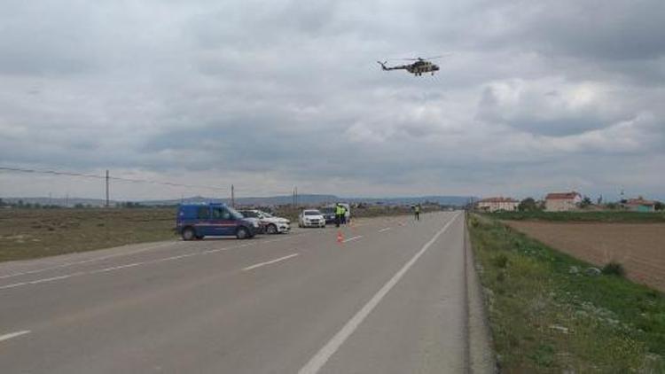 Aksarayda helikopter destekli trafik denetimi