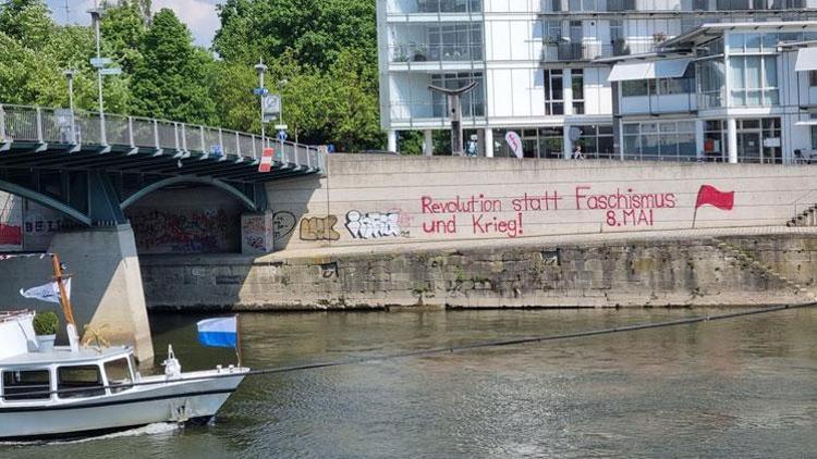 ‘Güzelim köprülerimizi kimsenin kirletmeye hakkı yok’