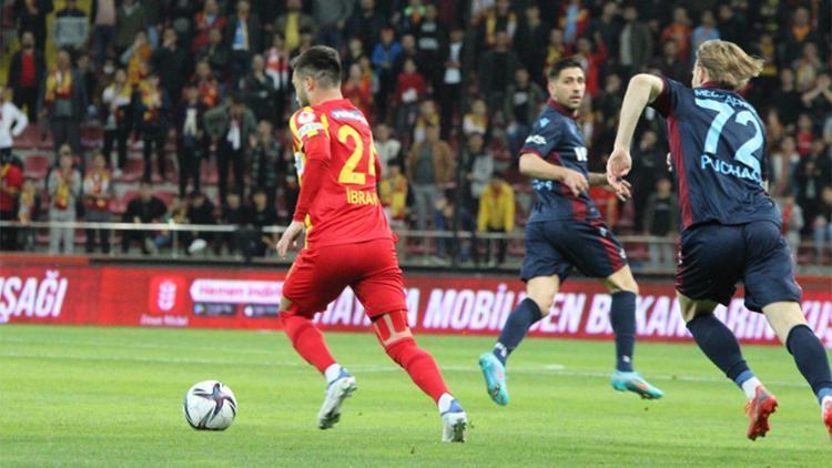 Kayserispor Trabzonsporu 4-2 yenerek tur atladı
