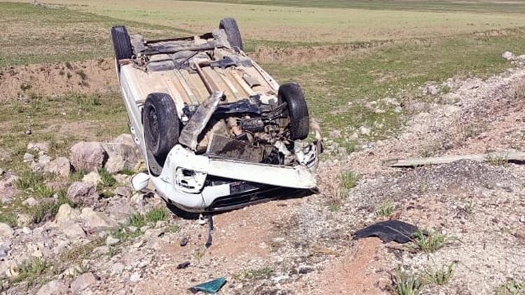 Feci kaza Camdan fırlayan sürücü hayatını kaybetti