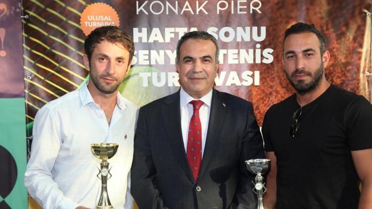 Konak Pier Tenis Turnuvasında görkemli final