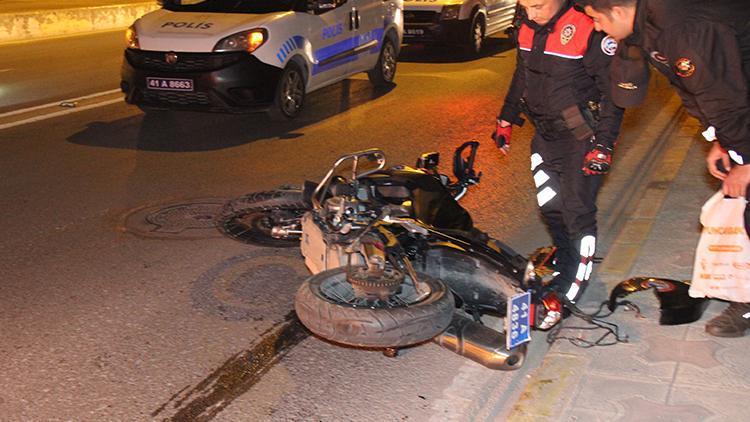 Görevden dönen polis kaza yaptı: 1 yaralı