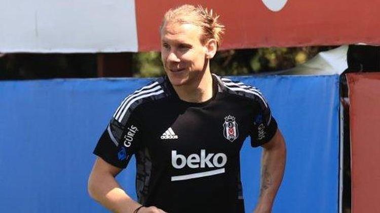 Beşiktaşa Domagoj Vida müjdesi Takımla birlikte çalıştı...