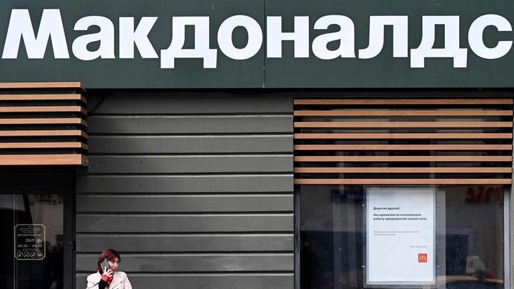 Bir devrin sonu... Rusyadaki 30 yıllık McDonalds macerası sona erdi...