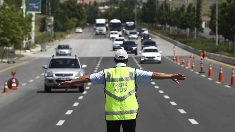 İstanbulda bugün 19 Mayıs etkinliği kapsamında bazı yollar trafiğe kapatılacak