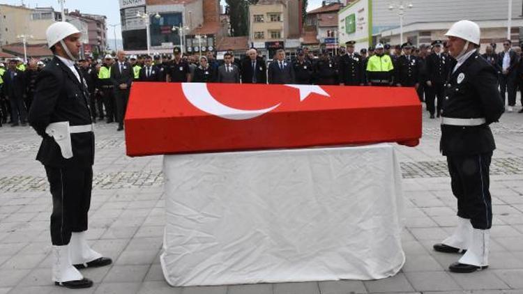 Kalp krizinden hayatını kaybetmişti... Şehit polisin cenazesi, Nevşehir’e uğurlandı