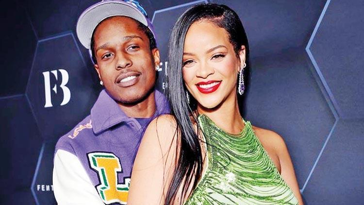 Rihanna anne oldu... Barbadoslu yıldız doğumu herkesten gizledi